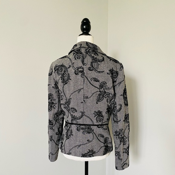 Jones New York Floral Embroidered Jacket - Picture 3 of 6